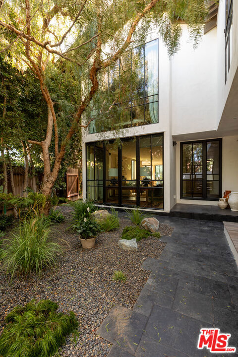 941 Princeton Drive
