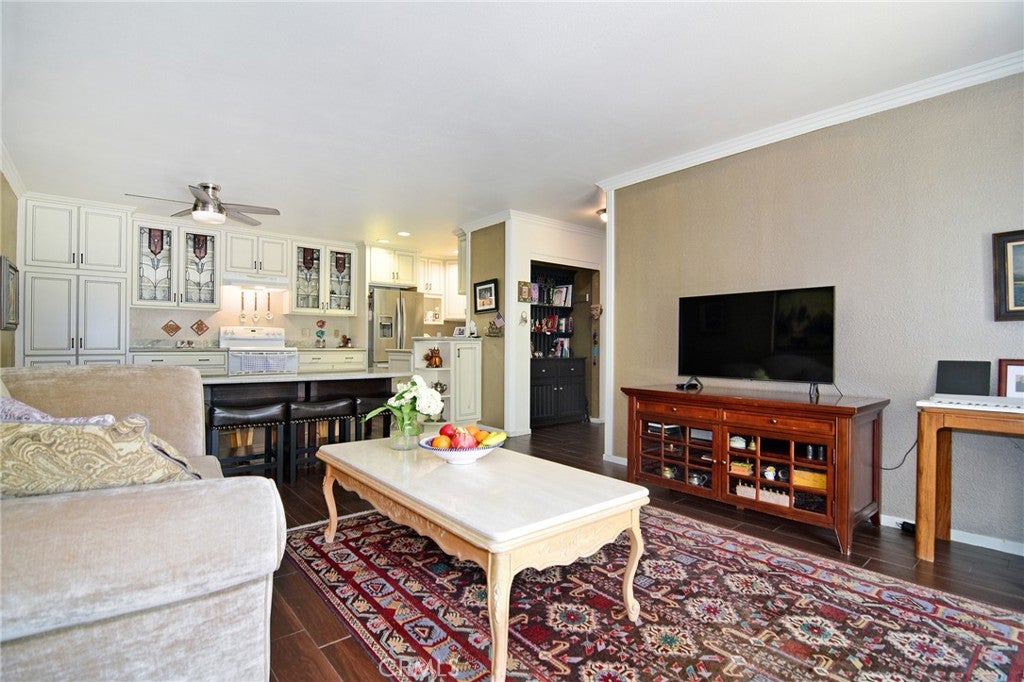 4710 Park Granada 180