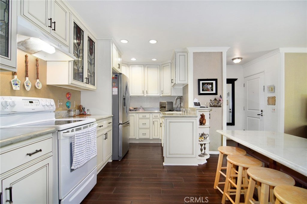 4710 Park Granada 180