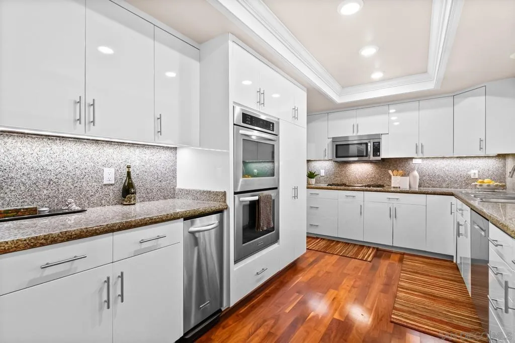 La Jolla, California 92037, United States, 3 Bedrooms Bedrooms, ,2 BathroomsBathrooms,Residential,Active,177807