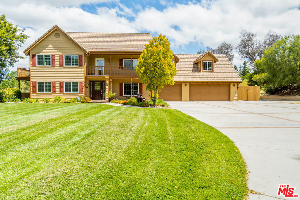 39570 Calle Anita