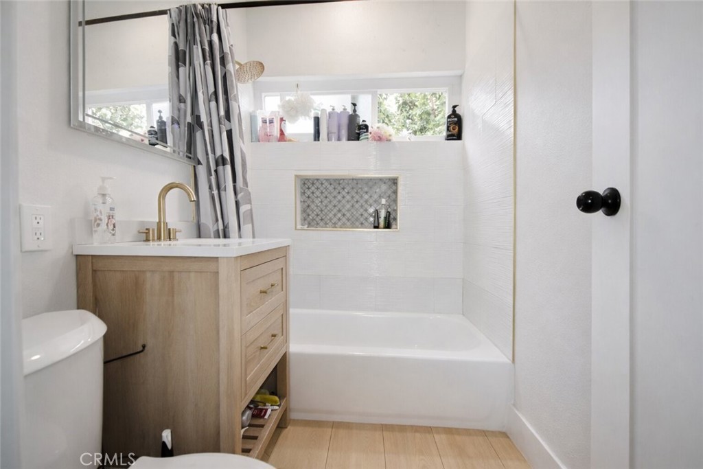 Garden Grove, California, 92843, United States, 4 Bedrooms Bedrooms, ,2 BathroomsBathrooms,Residential,Active,2022697