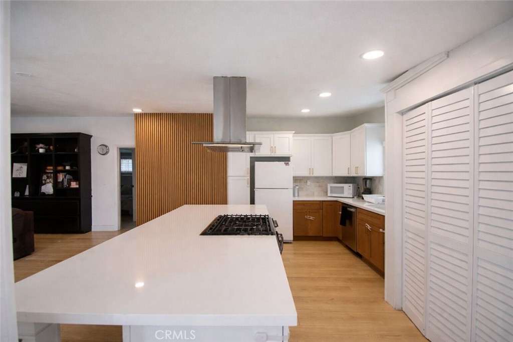 Garden Grove, California, 92843, United States, 4 Bedrooms Bedrooms, ,2 BathroomsBathrooms,Residential,Active,2022697