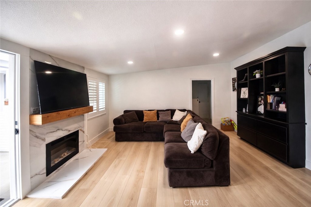 Garden Grove, California, 92843, United States, 4 Bedrooms Bedrooms, ,2 BathroomsBathrooms,Residential,Active,2022697