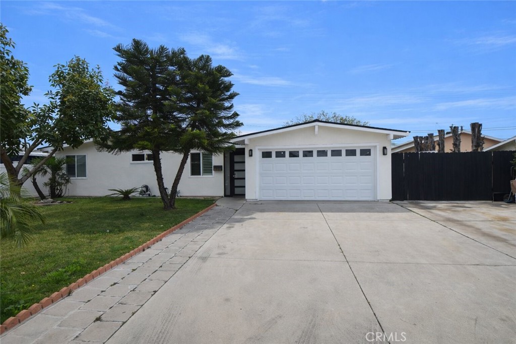 Garden Grove, California, 92843, United States, 4 Bedrooms Bedrooms, ,2 BathroomsBathrooms,Residential,Active,2022697