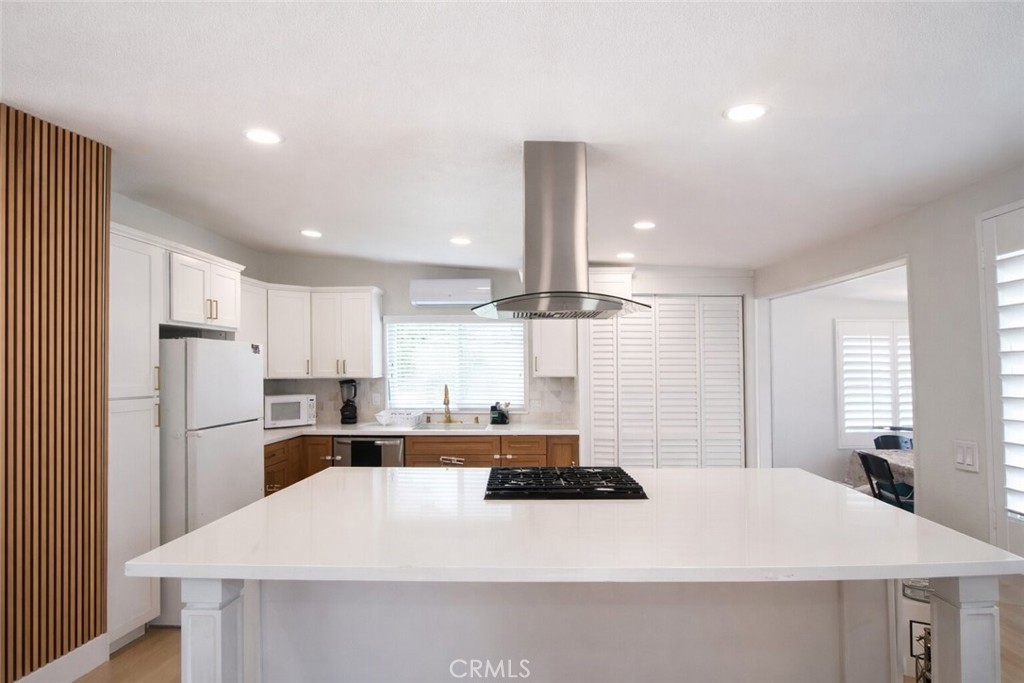 Garden Grove, California, 92843, United States, 4 Bedrooms Bedrooms, ,2 BathroomsBathrooms,Residential,Active,2022697