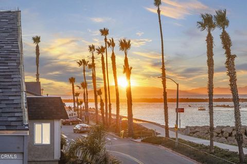 Photo of 124 San Nicholas Avenue, Oxnard, CA 93035 (MLS # V1-33403)