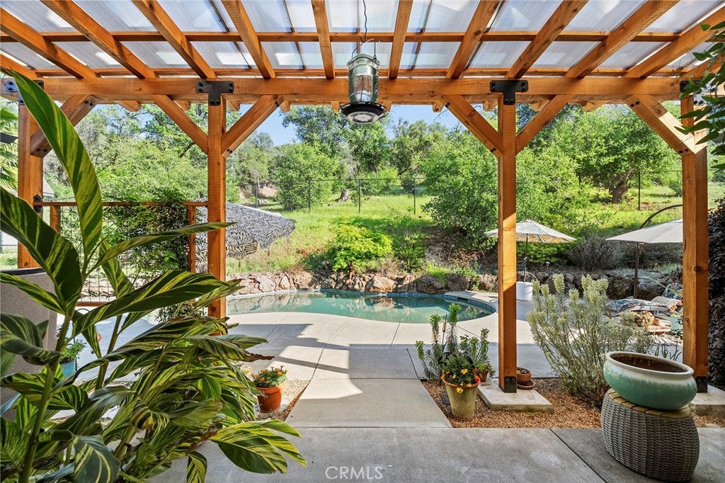 2262 Honey Run Road