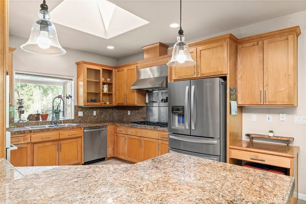 2262 Honey Run Road