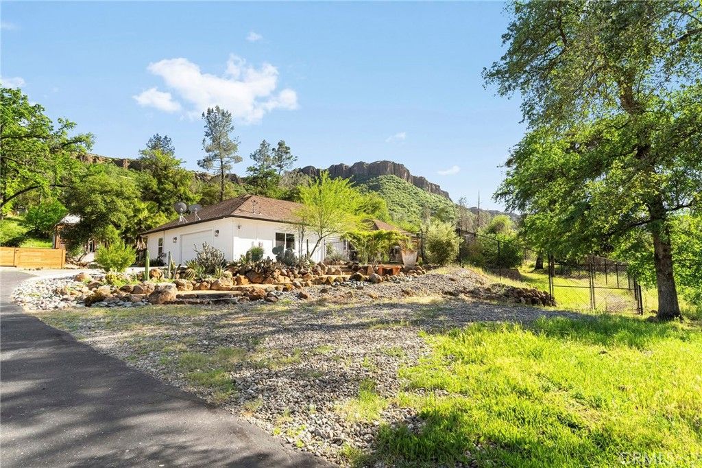 Photo of 2262 Honey Run Road, Chico, CA 95928 (MLS # SN26074808)