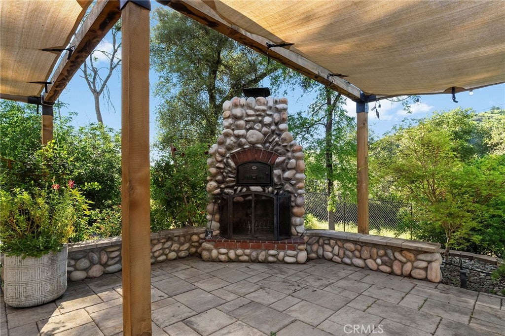 2262 Honey Run Road