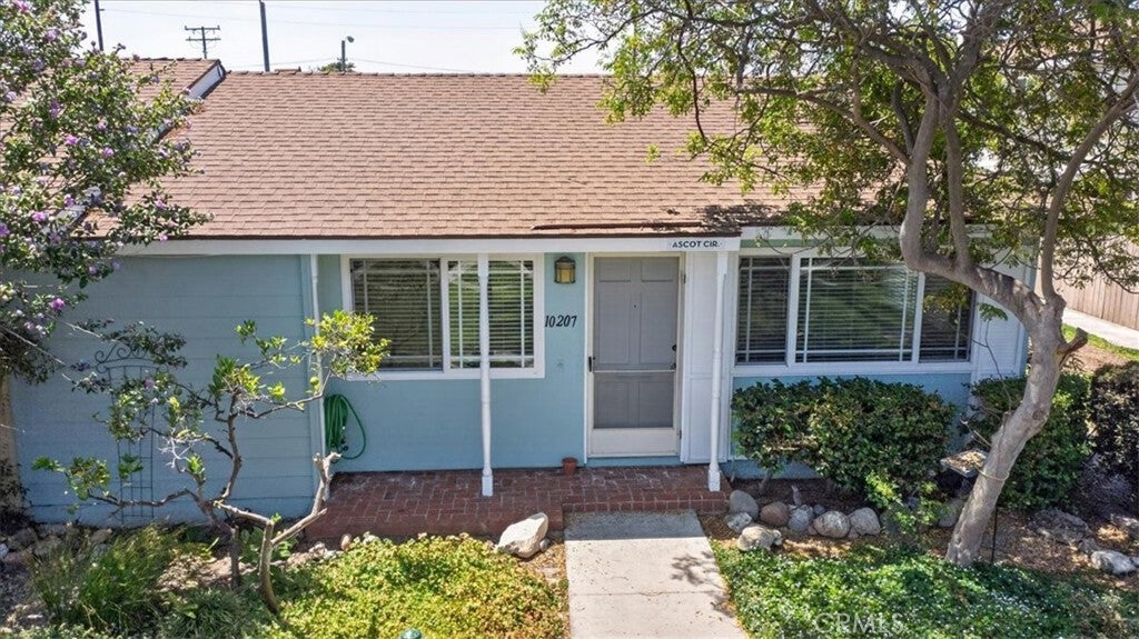 10207 Ascot Circle, Huntington Beach CA 92646 - Photo 1
