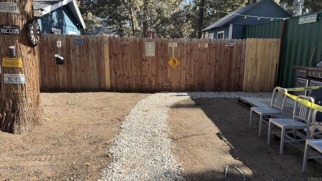 220 Mountain View Bl