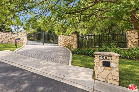 Photo of 12003 Briarvale Lane, Los Angeles, CA 91604 (MLS # 26985413)