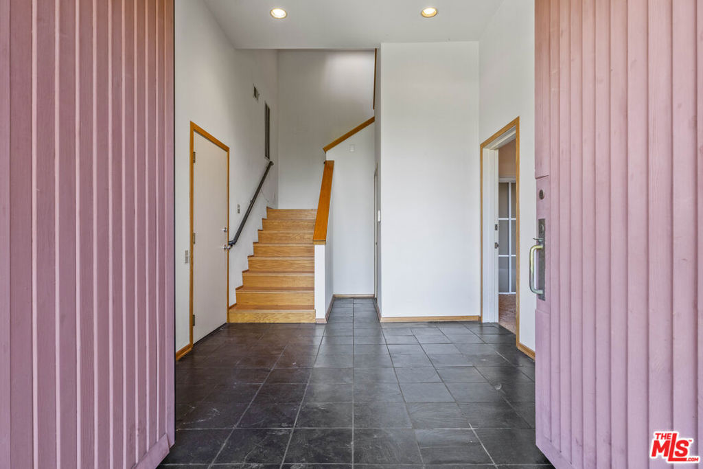 3740 Multiview Drive
