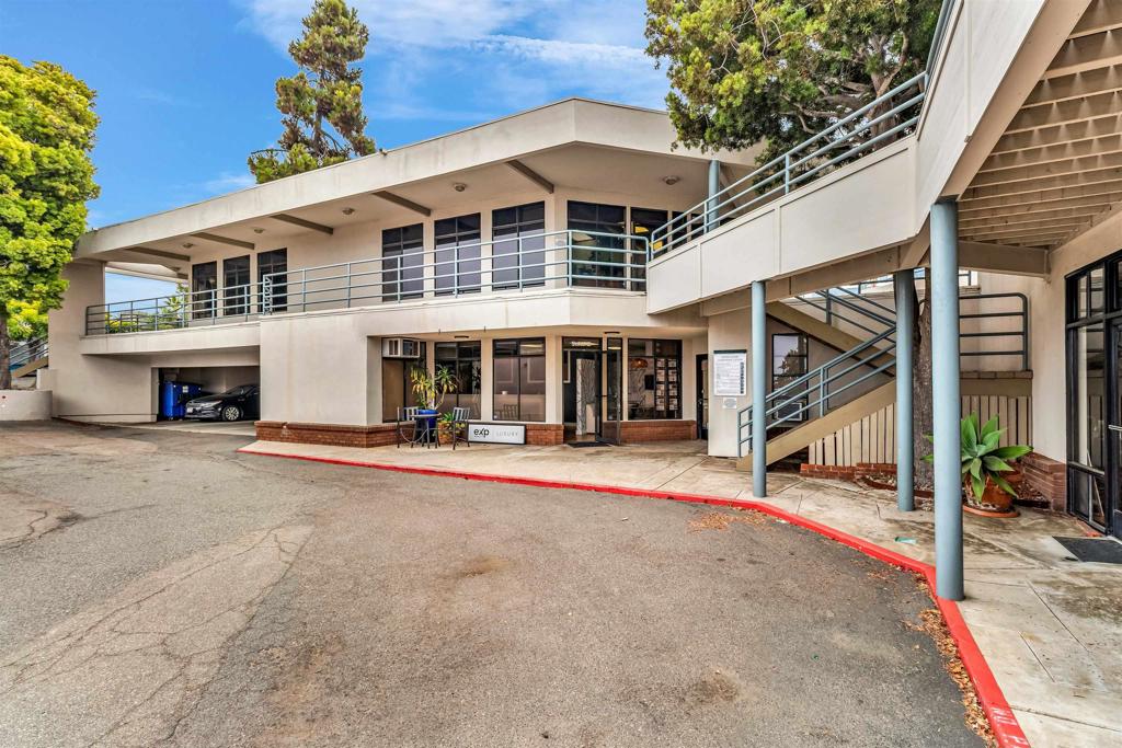 1237 Camino Del Mar