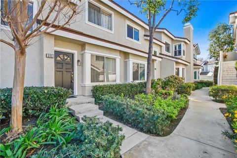382 Fallingstar 36 Irvine CA 92614