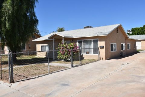 Photo of 507 W Nevada Street, Blythe, CA 92225 (MLS # IV25240002) Photo of 507 W Nevada Street, Blythe, CA 92225 (MLS # IV25240002)