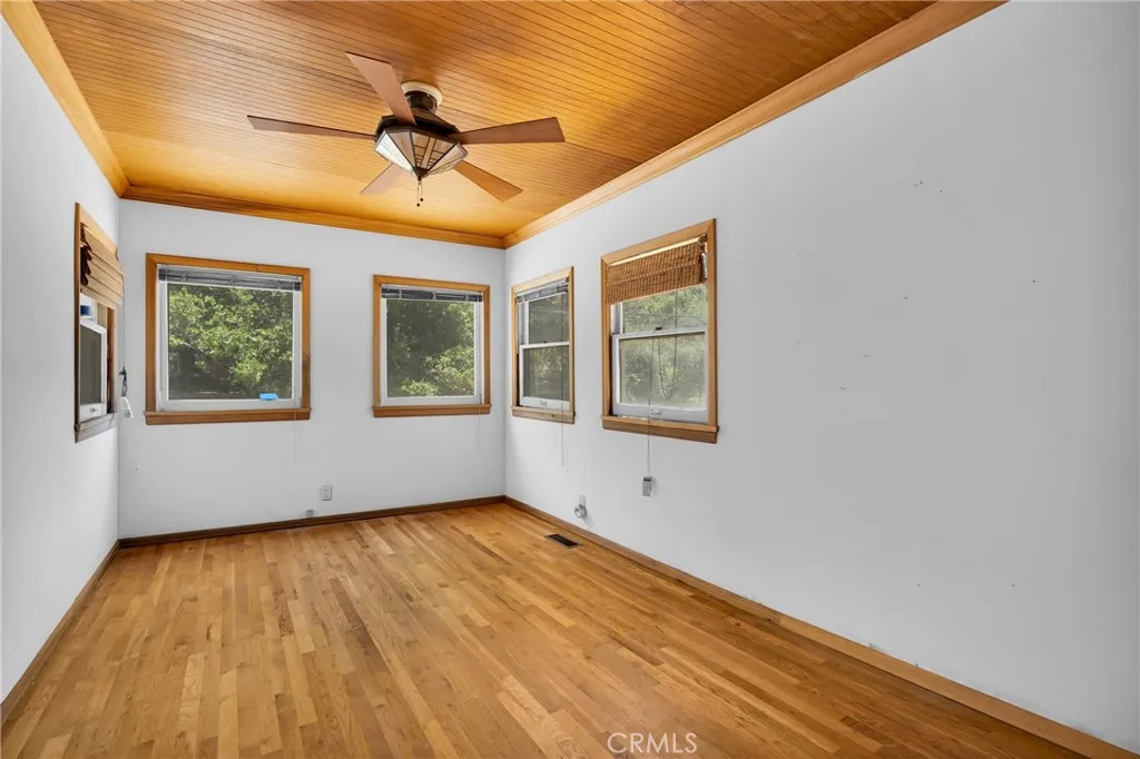 Sierra Madre, California 91024, United States, 2 Bedrooms Bedrooms, ,2 BathroomsBathrooms,Residential,Active,170697