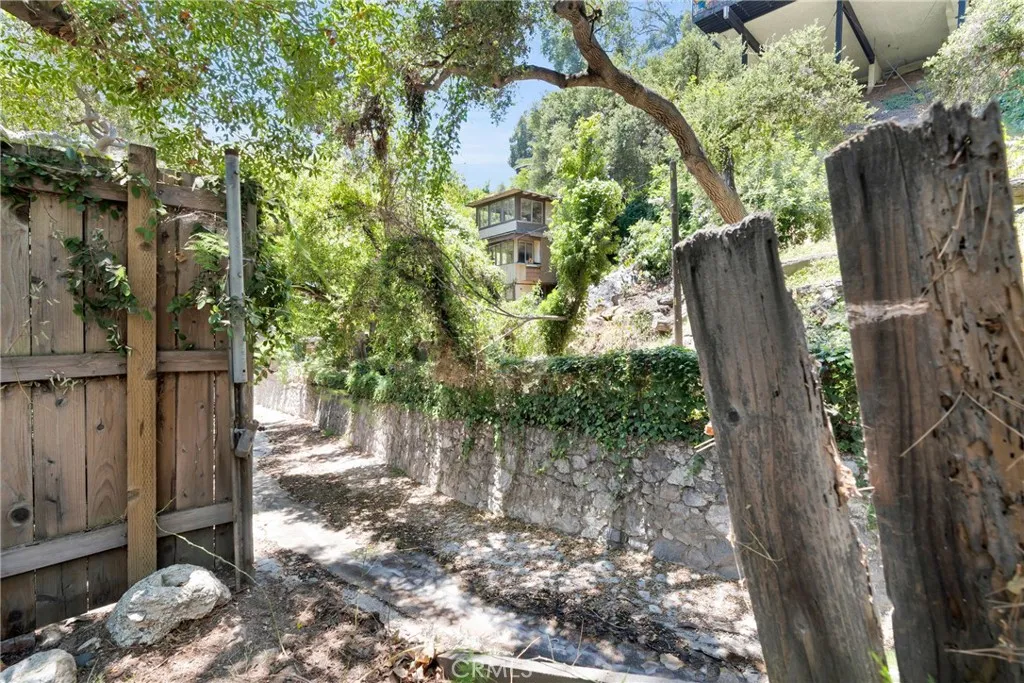 Sierra Madre, California 91024, United States, 2 Bedrooms Bedrooms, ,2 BathroomsBathrooms,Residential,Active,170697