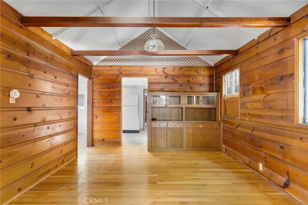 Sierra Madre, California 91024, United States, 2 Bedrooms Bedrooms, ,2 BathroomsBathrooms,Residential,Active,170697