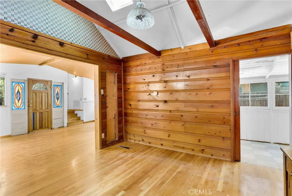 Sierra Madre, California 91024, United States, 2 Bedrooms Bedrooms, ,2 BathroomsBathrooms,Residential,Active,170697