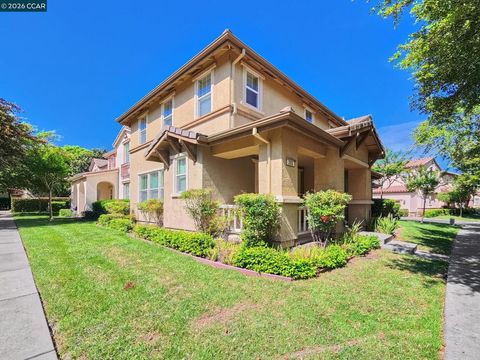 Photo of 260 Wapello Cir Cir, Sacramento, CA 95835 (MLS # 41129943)