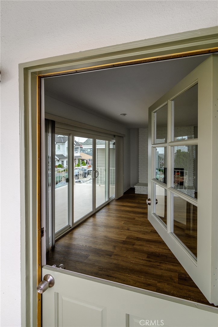 320 1/2 Coral Avenue 2