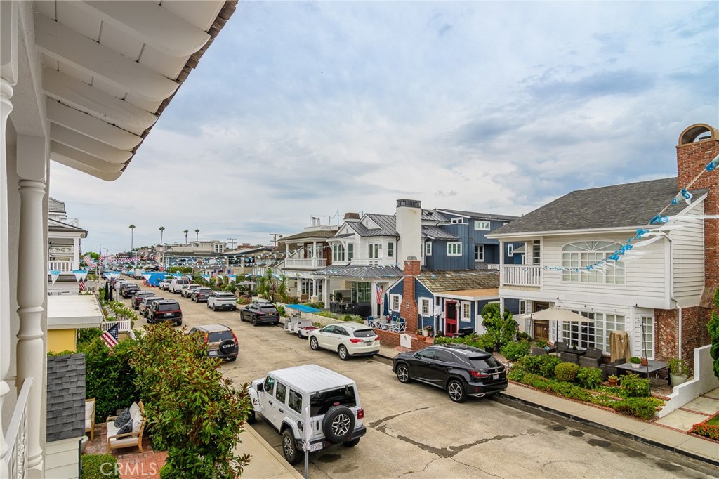 320 1/2 Coral Avenue 2