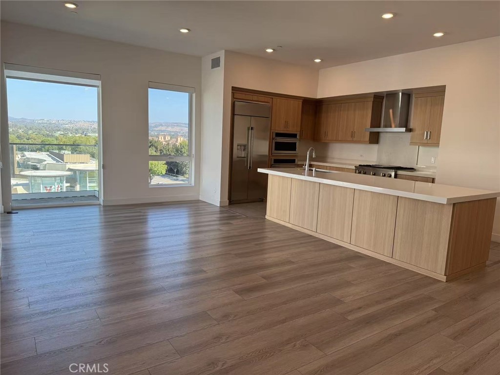 2612 Rivington