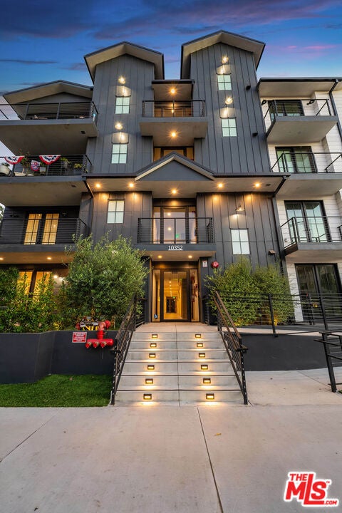 10352 Riverside Drive 103A