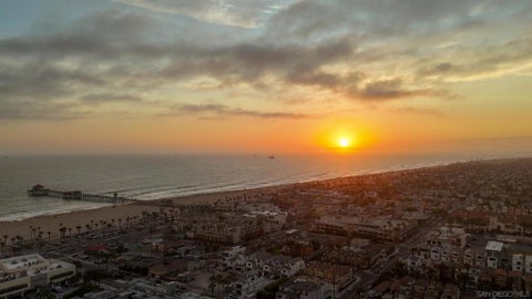 Photo of 206 2Nd ST, Huntington Beach, CA 92648 (MLS # 260020284SD)