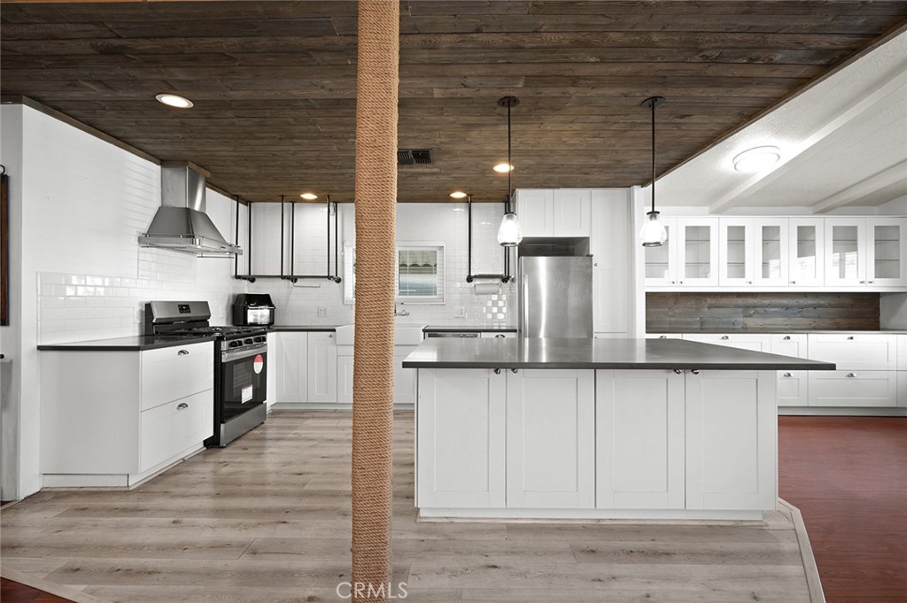 929 E Foothill Blvd SPC 23