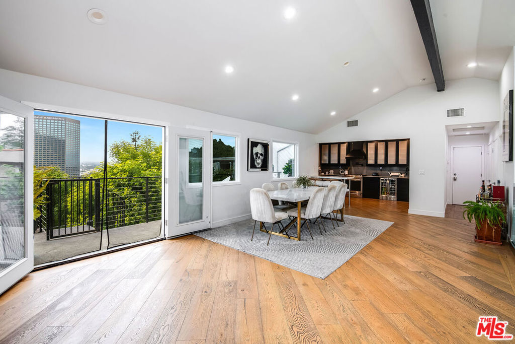 3701 Multiview Drive