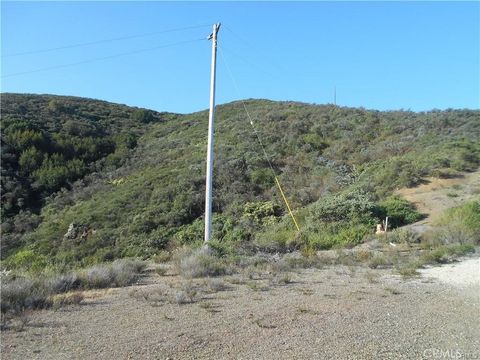 Tiny photo for 14105 County Kerry Lane, Atascadero, CA 93422 (MLS # NS25226700)