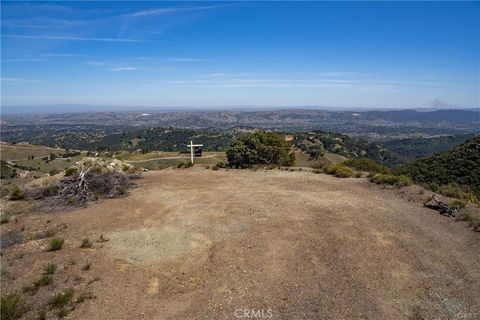 Tiny photo for 14105 County Kerry Lane, Atascadero, CA 93422 (MLS # NS25226700)