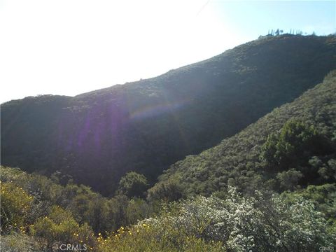 Tiny photo for 14105 County Kerry Lane, Atascadero, CA 93422 (MLS # NS25226700)