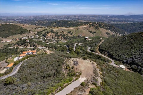 Tiny photo for 14105 County Kerry Lane, Atascadero, CA 93422 (MLS # NS25226700)
