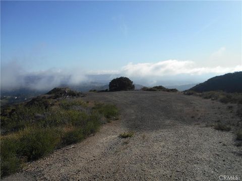 Tiny photo for 14105 County Kerry Lane, Atascadero, CA 93422 (MLS # NS25226700)