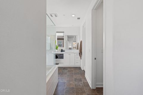 Tiny photo for 509 Snowdrop Lane, Santa Paula, CA 93060 (MLS # V1-37193)