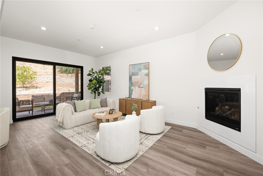 673 Castlehill Drive