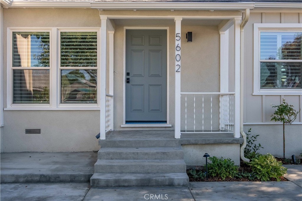 5602 Verdura Ave
