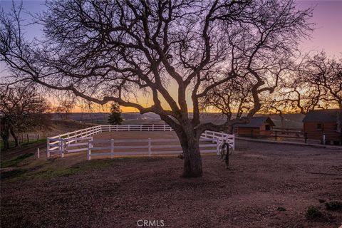 Tiny photo for 6275 Twin Canyon Ln, Creston, CA 93432 (MLS # NS26063931)