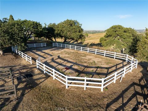 Tiny photo for 6275 Twin Canyon Ln, Creston, CA 93432 (MLS # NS26063931)