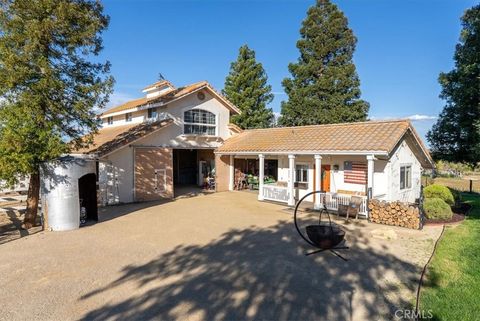 Tiny photo for 6275 Twin Canyon Ln, Creston, CA 93432 (MLS # NS26063931)