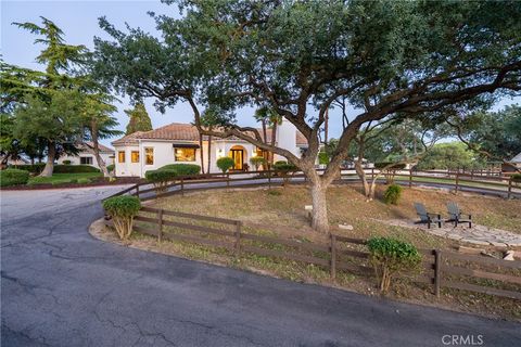 Tiny photo for 6275 Twin Canyon Ln, Creston, CA 93432 (MLS # NS26063931)