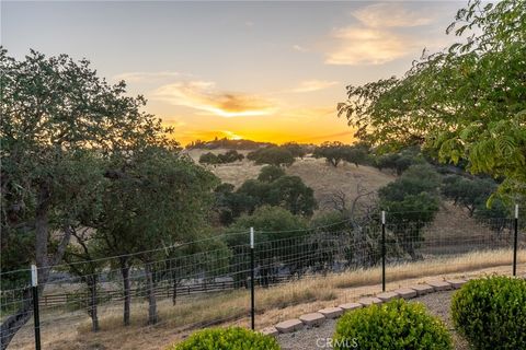Tiny photo for 6275 Twin Canyon Ln, Creston, CA 93432 (MLS # NS26063931)