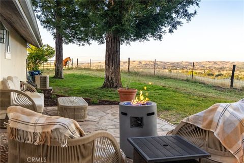 Tiny photo for 6275 Twin Canyon Ln, Creston, CA 93432 (MLS # NS26063931)