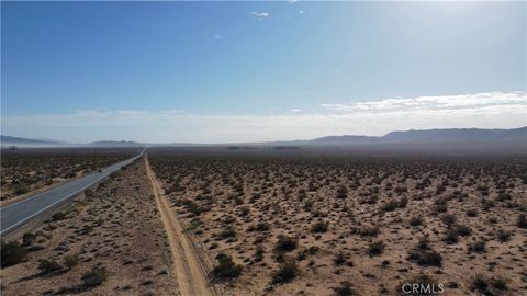 Photo of 29 Old Woman Springs Road, Johnson Valley, CA 92356 (MLS # JT26028351)