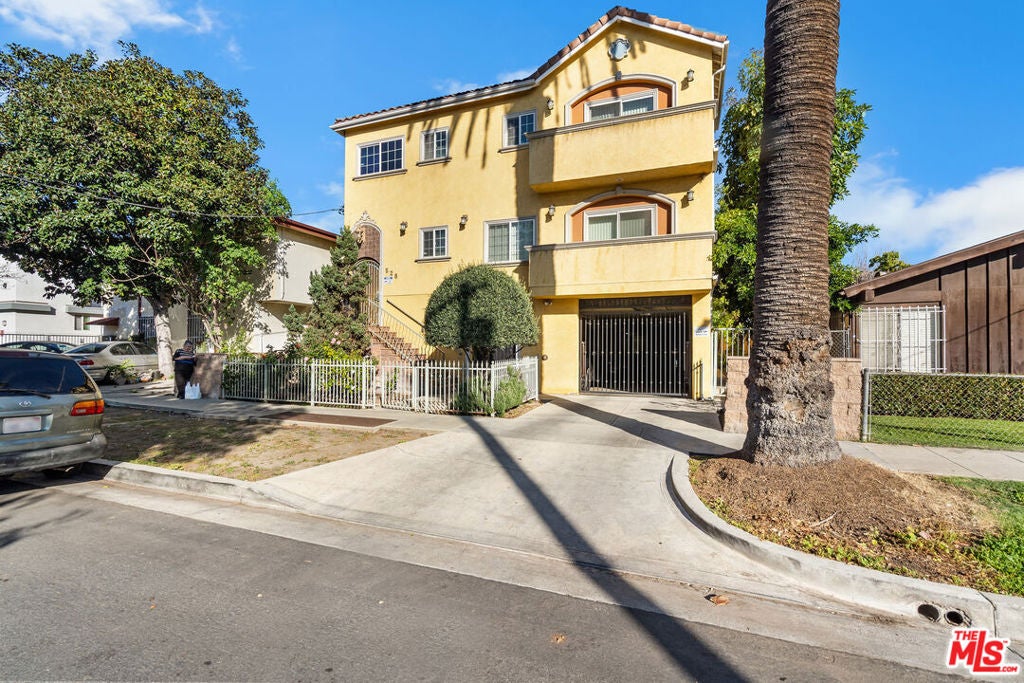 528 N Westmoreland Avenue 5, Los Angeles CA 90004